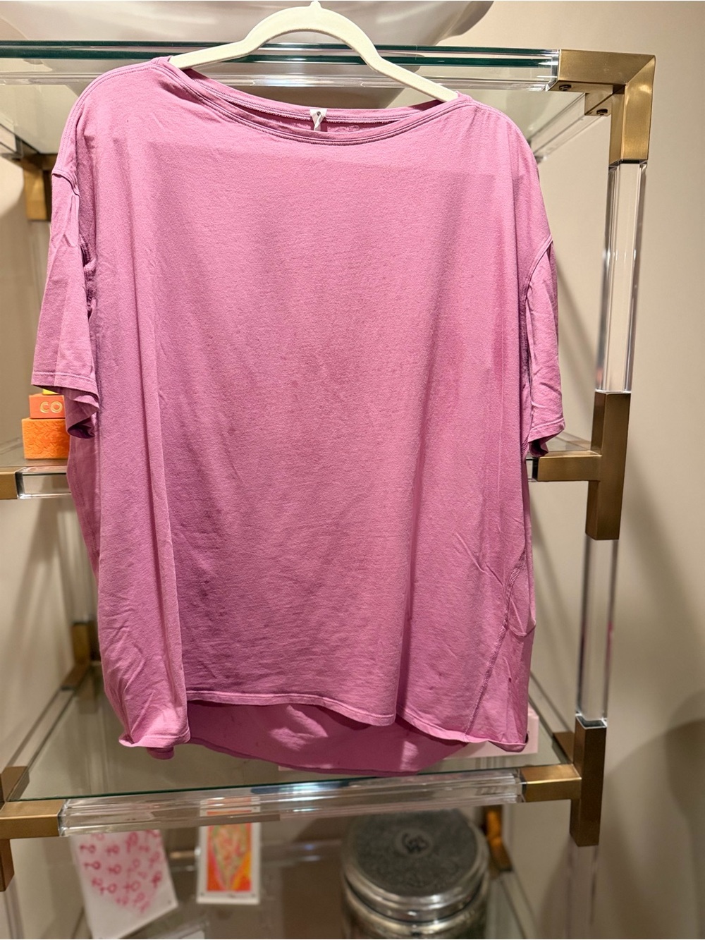 Lululemon Athletica Back in Action short sleeve tee in Dusty Pink